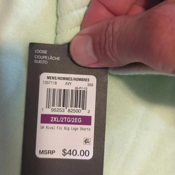 UNDER Armour men's green shorts - Picture 5 of 6